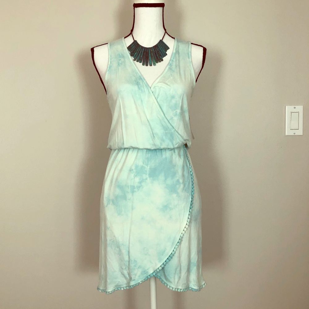 NWOT, Green Dragon cover-up dress